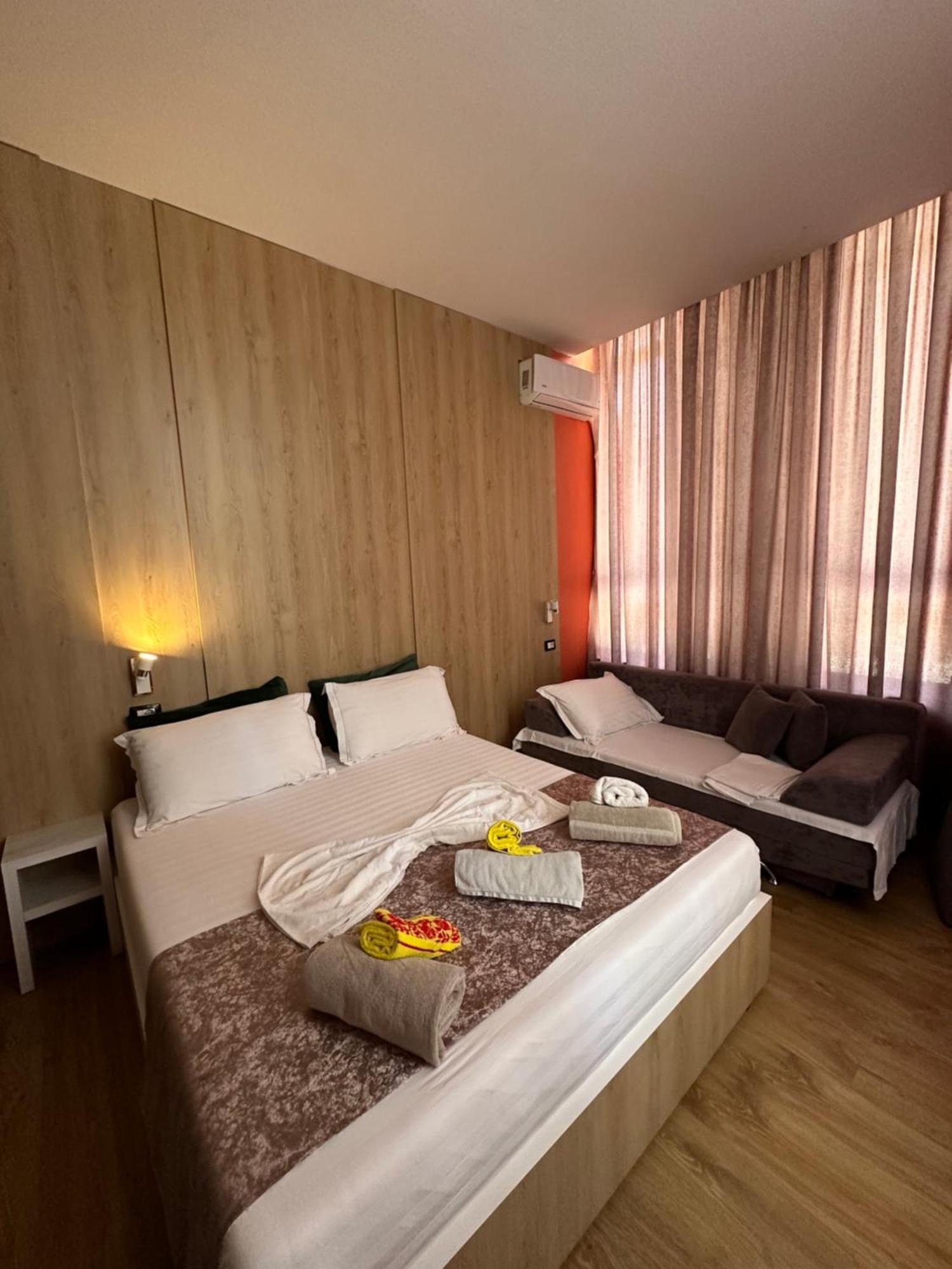 Colombia Apartments&Rooms Durrës Eksteriør bilde